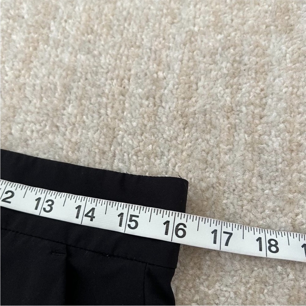 Athleta Tribeca Wide Leg High Rise Crop Pant
10 Black - Picture 8 of 10